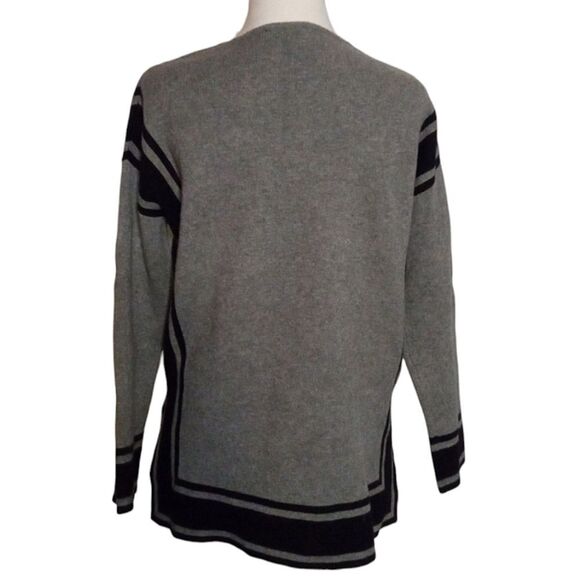 Rebecca Elliot 3 Sisters Sweater Color Block Boxy Gray & Black Size Small Medium - Picture 4 of 10